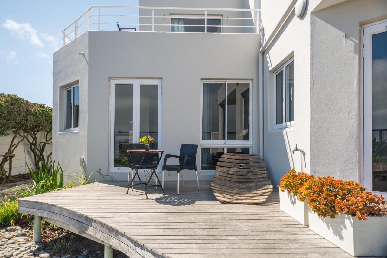 Ocean12 Sunset Guest house